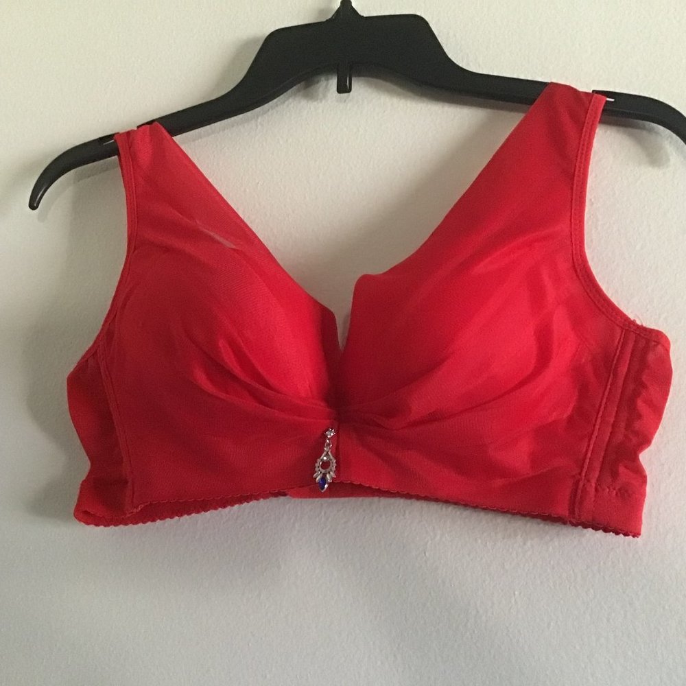 Sexy red bra NWOT size 36